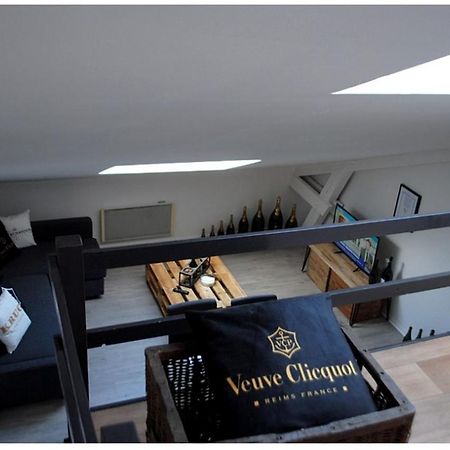 Studio Champagne Apartment Reims Exterior photo